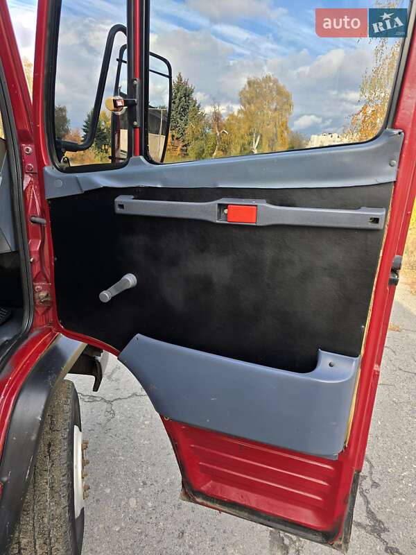 Микроавтобус грузовой (до 3,5т) Mercedes-Benz Vario 1998 в Полтаве