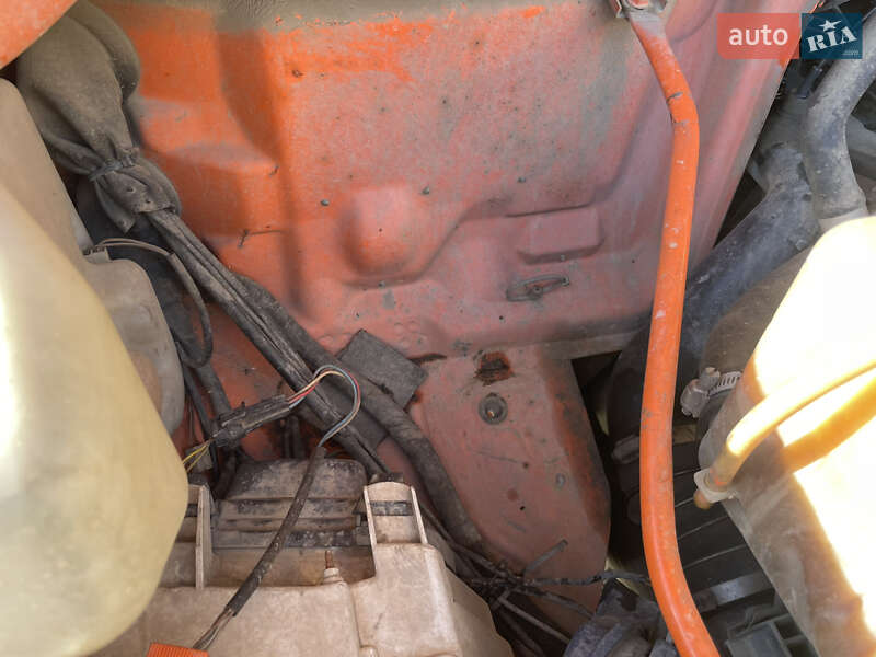 Грузовой фургон Mercedes-Benz Vario 1997 в Черновцах