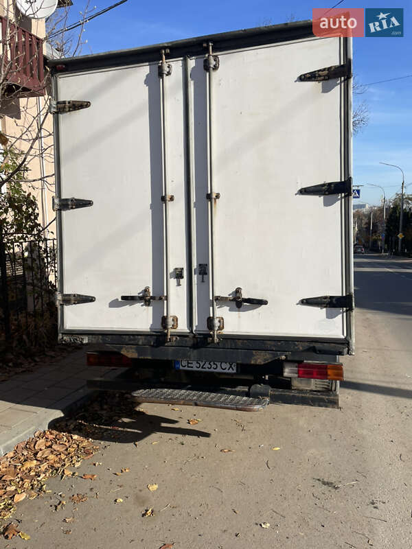 Грузовой фургон Mercedes-Benz Vario 1997 в Черновцах