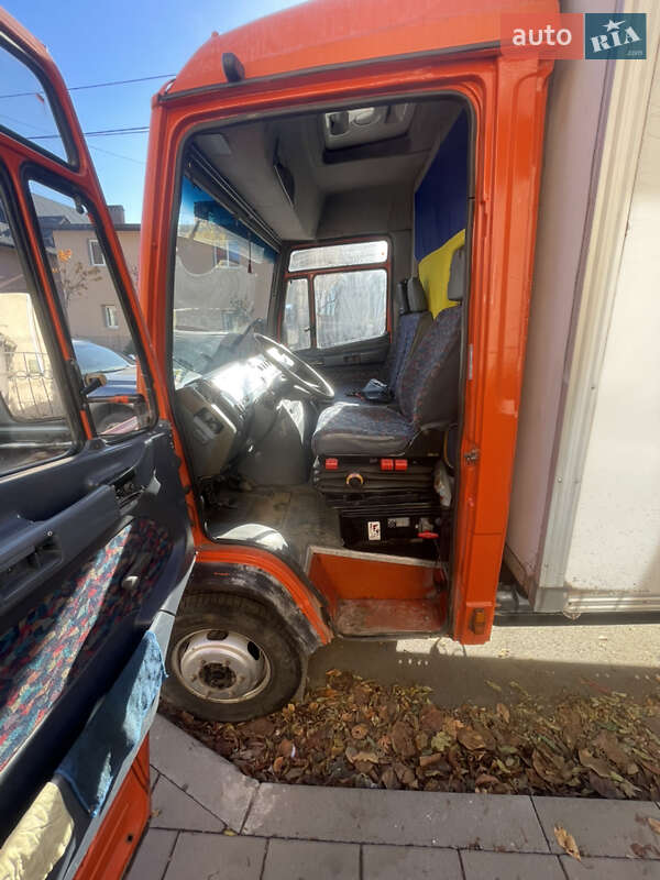Грузовой фургон Mercedes-Benz Vario 1997 в Черновцах