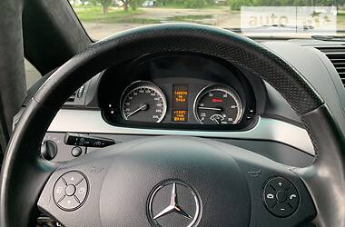 Мінівен Mercedes-Benz Viano 2013 в 