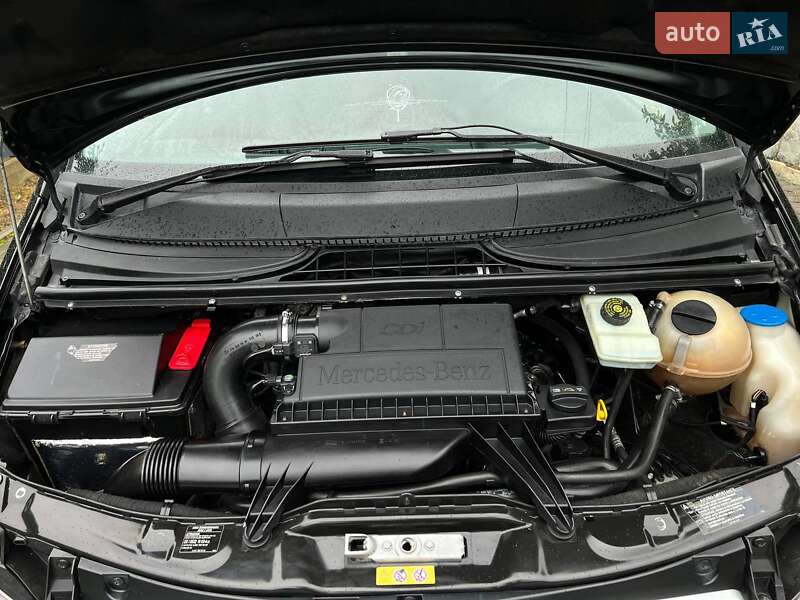 Мінівен Mercedes-Benz Viano 2013 в Львові