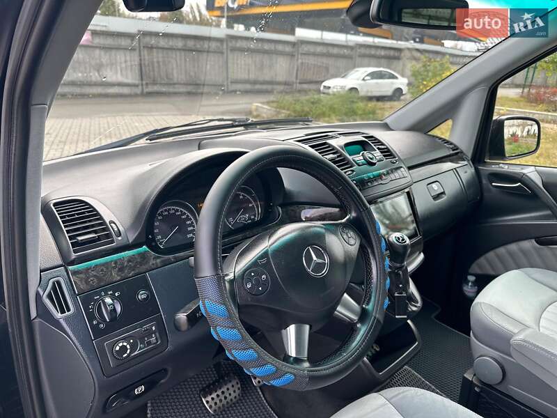 Мінівен Mercedes-Benz Viano 2012 в Києві