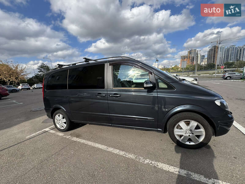 Минивэн Mercedes-Benz Viano 2006 в 
