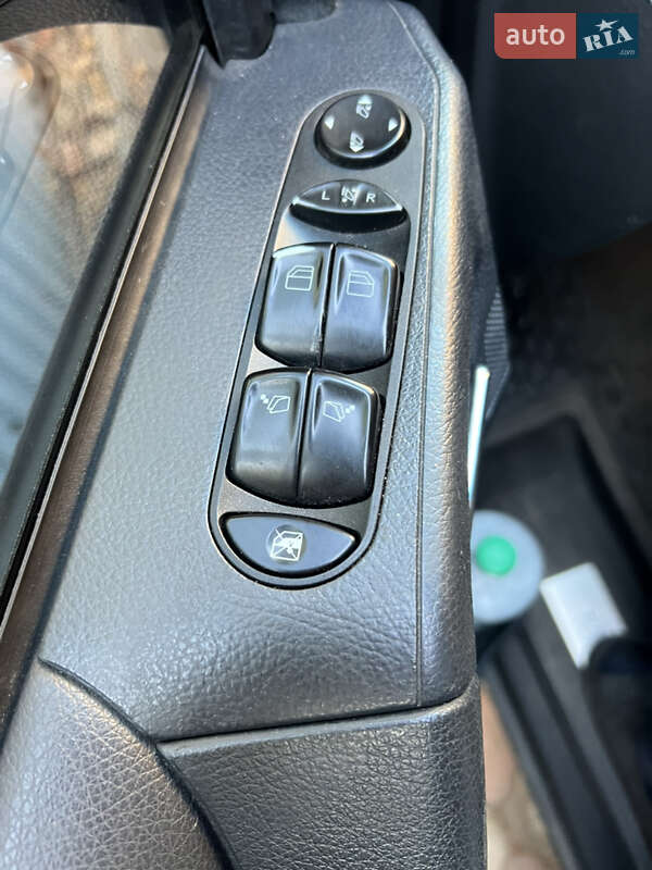 Мінівен Mercedes-Benz Viano 2013 в Харкові