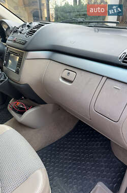 Минивэн Mercedes-Benz Viano 2008 в 