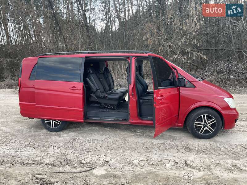 Минивэн Mercedes-Benz Viano 2012 в Киеве