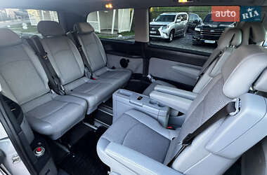 Минивэн Mercedes-Benz Viano 2012 в 