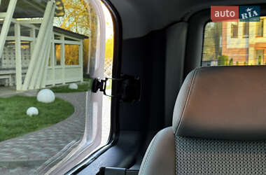 Минивэн Mercedes-Benz Viano 2012 в 