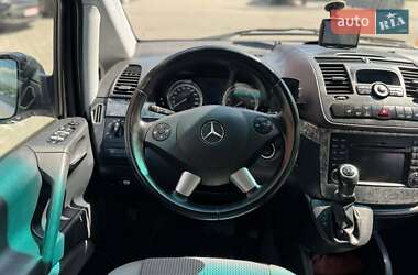 Мінівен Mercedes-Benz Viano 2012 в 
