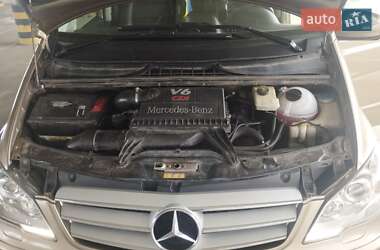 Мінівен Mercedes-Benz Viano 2012 в 