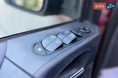 Минивэн Mercedes-Benz Viano 2010 в 