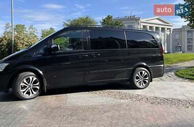 Мінівен Mercedes-Benz Viano 2013 в 