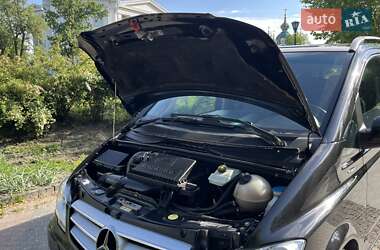 Мінівен Mercedes-Benz Viano 2013 в 