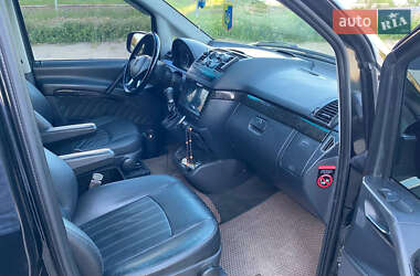 Мінівен Mercedes-Benz Viano 2012 в 