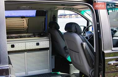 Мінівен Mercedes-Benz Viano 2005 в 