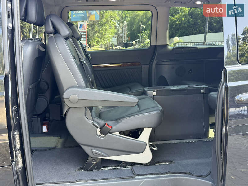 Мінівен Mercedes-Benz Viano 2010 в Одесі