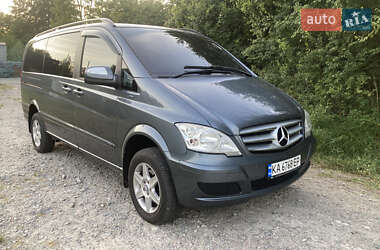 Мінівен Mercedes-Benz Viano 2012 в Звягелі