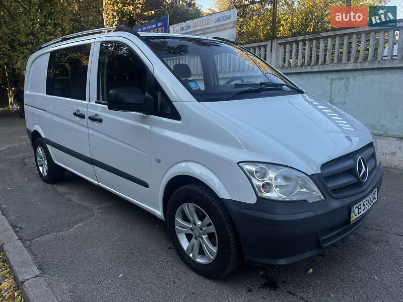 Мінівен Mercedes-Benz Viano 2010 в Чернігові