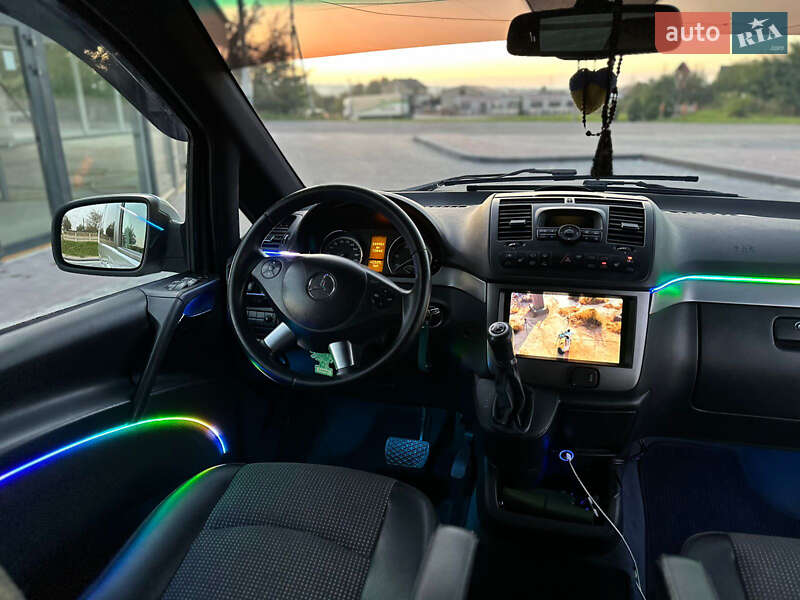 Мінівен Mercedes-Benz Viano 2014 в Львові фото 18 Мінівен Mercedes-Benz Viano 2014 в Львові