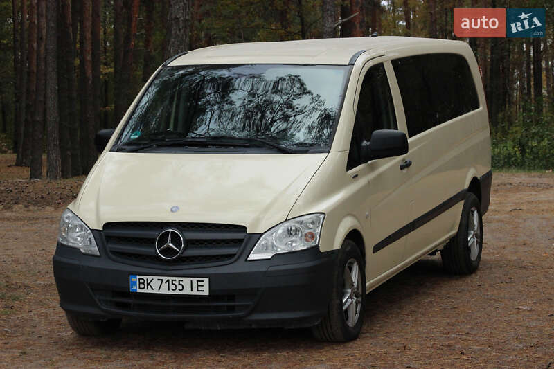 Минивэн Mercedes-Benz Viano 2011 в Рокитном