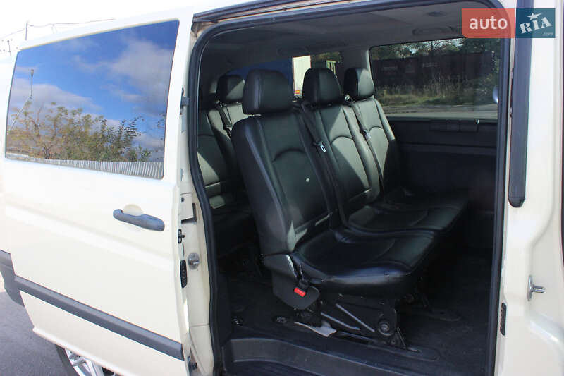 Минивэн Mercedes-Benz Viano 2011 в Рокитном