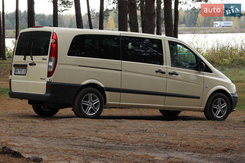 Минивэн Mercedes-Benz Viano 2011 в Рокитном