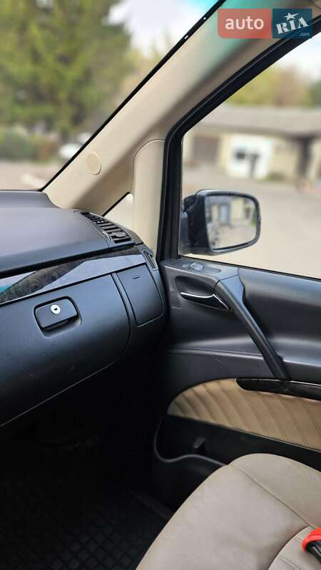 Мінівен Mercedes-Benz Viano 2012 в Луцьку