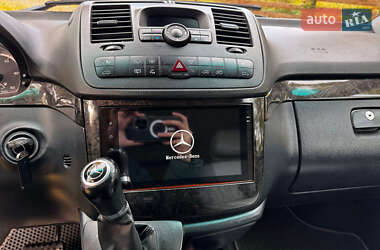 Минивэн Mercedes-Benz Viano 2012 в 