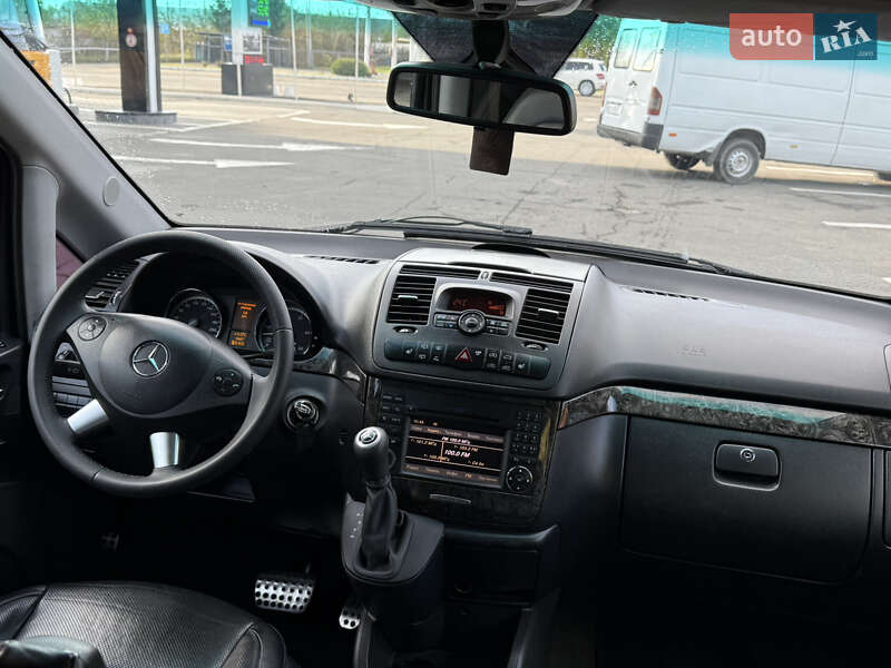 Минивэн Mercedes-Benz Viano 2011 в Черновцах