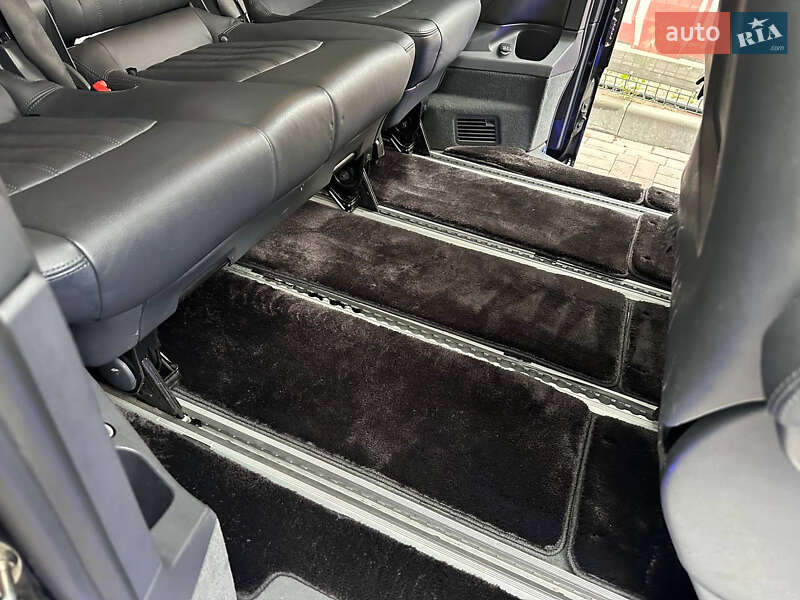 Минивэн Mercedes-Benz Viano 2013 в Киеве фото 37 Минивэн Mercedes-Benz Viano 2013 в Киеве
