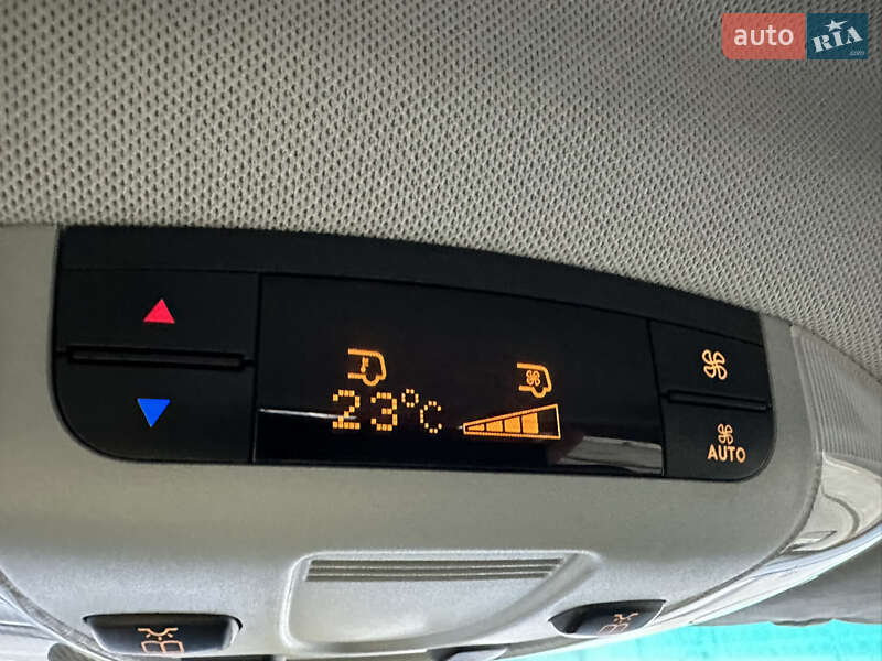 Минивэн Mercedes-Benz Viano 2013 в Киеве фото 57 Минивэн Mercedes-Benz Viano 2013 в Киеве