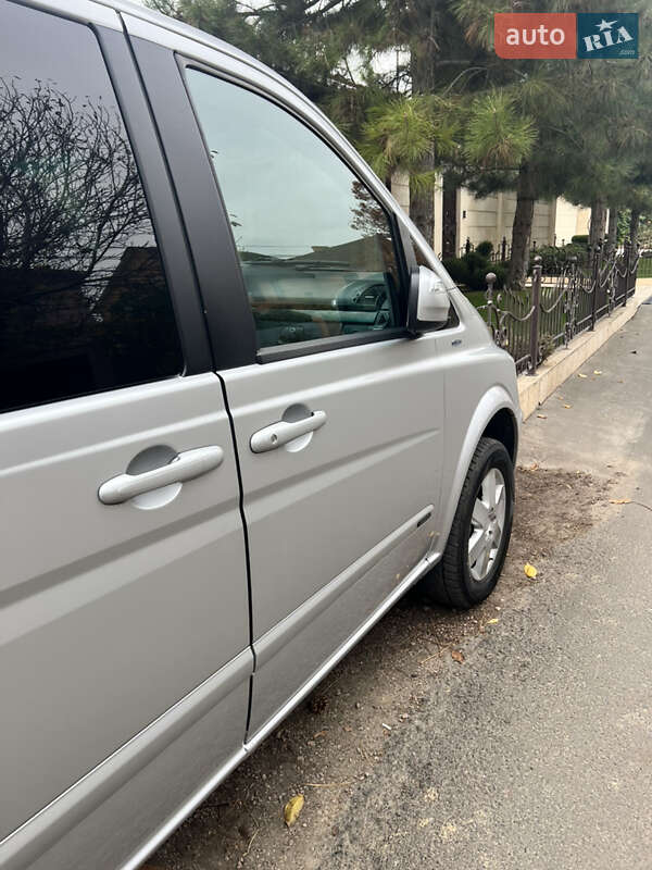 Мінівен Mercedes-Benz Viano 2013 в Одесі