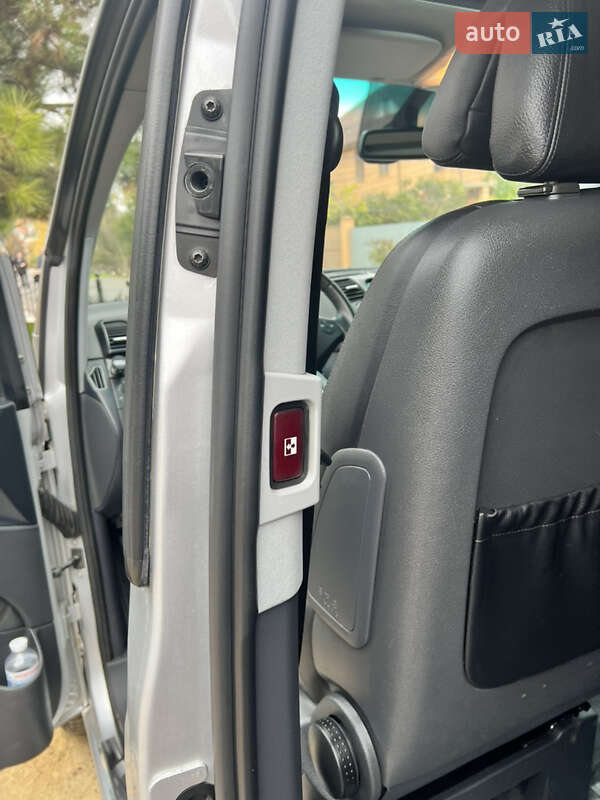 Мінівен Mercedes-Benz Viano 2013 в Одесі