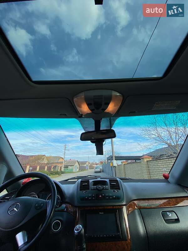 Минивэн Mercedes-Benz Viano 2012 в Хмельницком