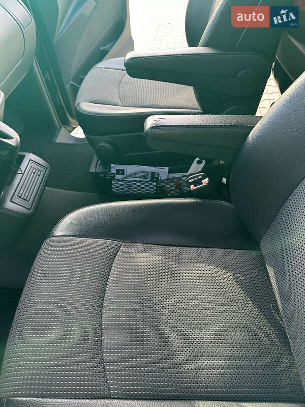 Мінівен Mercedes-Benz Viano 2013 в Києві