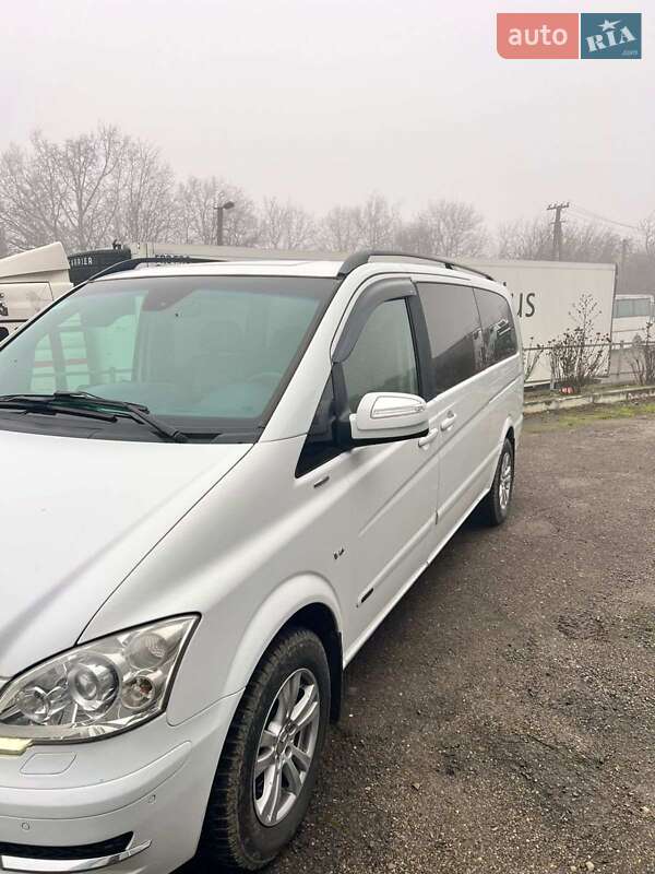 Минивэн Mercedes-Benz Viano 2011 в Кицмани фото 3 Минивэн Mercedes-Benz Viano 2011 в Кицмани