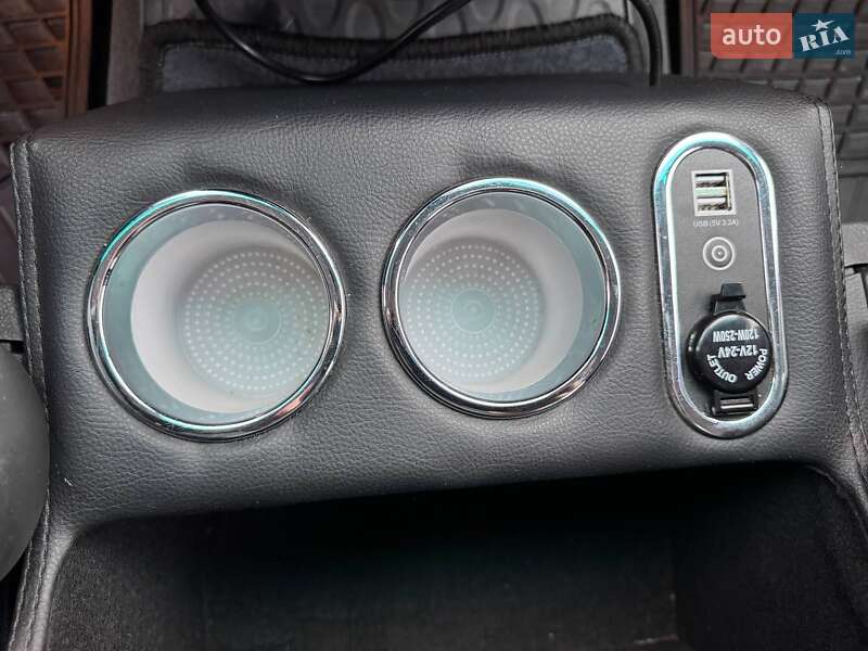 Минивэн Mercedes-Benz Viano 2014 в Киеве фото 26 Минивэн Mercedes-Benz Viano 2014 в Киеве