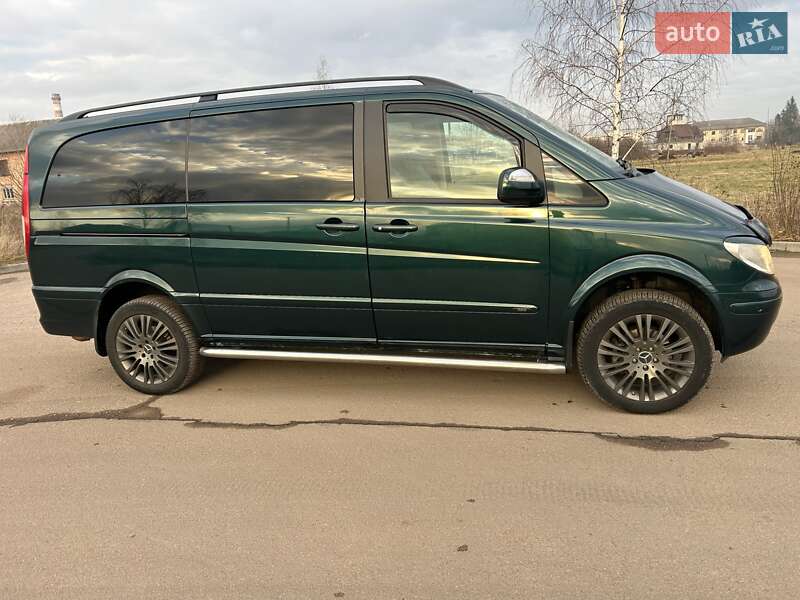 Мінівен Mercedes-Benz Viano 2009 в Долині