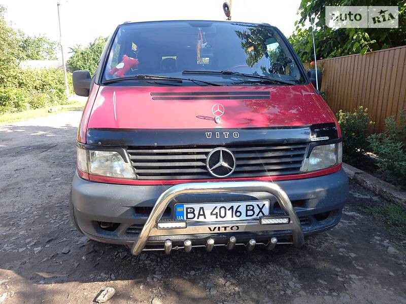 Mercedes-Benz Vito 108 8