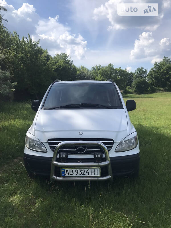 Mercedes-Benz Vito 111