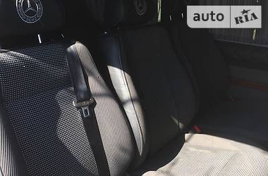 Вантажопасажирський фургон Mercedes-Benz Vito 2011 в 