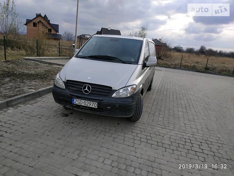 Грузопассажирский фургон Mercedes-Benz Vito 2004 в Дрогобыче