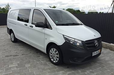 Грузопассажирский фургон Mercedes-Benz Vito 2016 в Ивано-Франковске