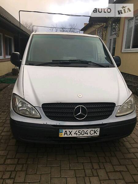 Грузопассажирский фургон Mercedes-Benz Vito 2005 в Харькове