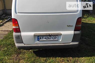 Грузопассажирский фургон Mercedes-Benz Vito 2002 в Калуше