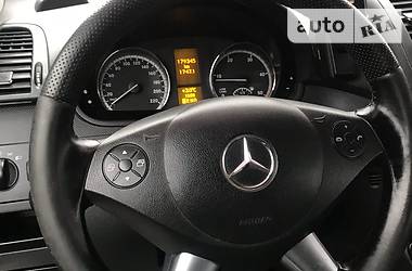 Мінівен Mercedes-Benz Vito 2011 в 