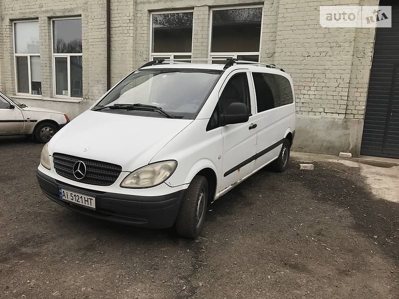 Вантажопасажирський фургон Mercedes-Benz Vito 2005 в 