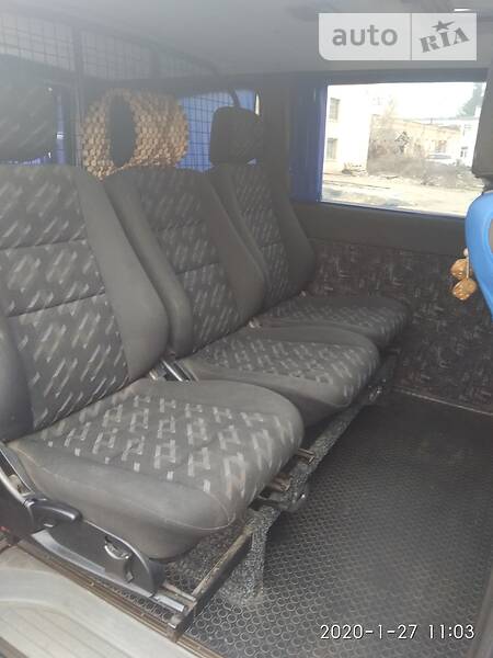Вантажопасажирський фургон Mercedes-Benz Vito 2005 в Одесі
