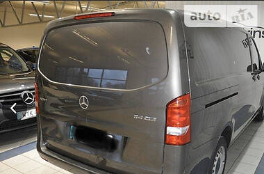 Вантажопасажирський фургон Mercedes-Benz Vito 2016 в 